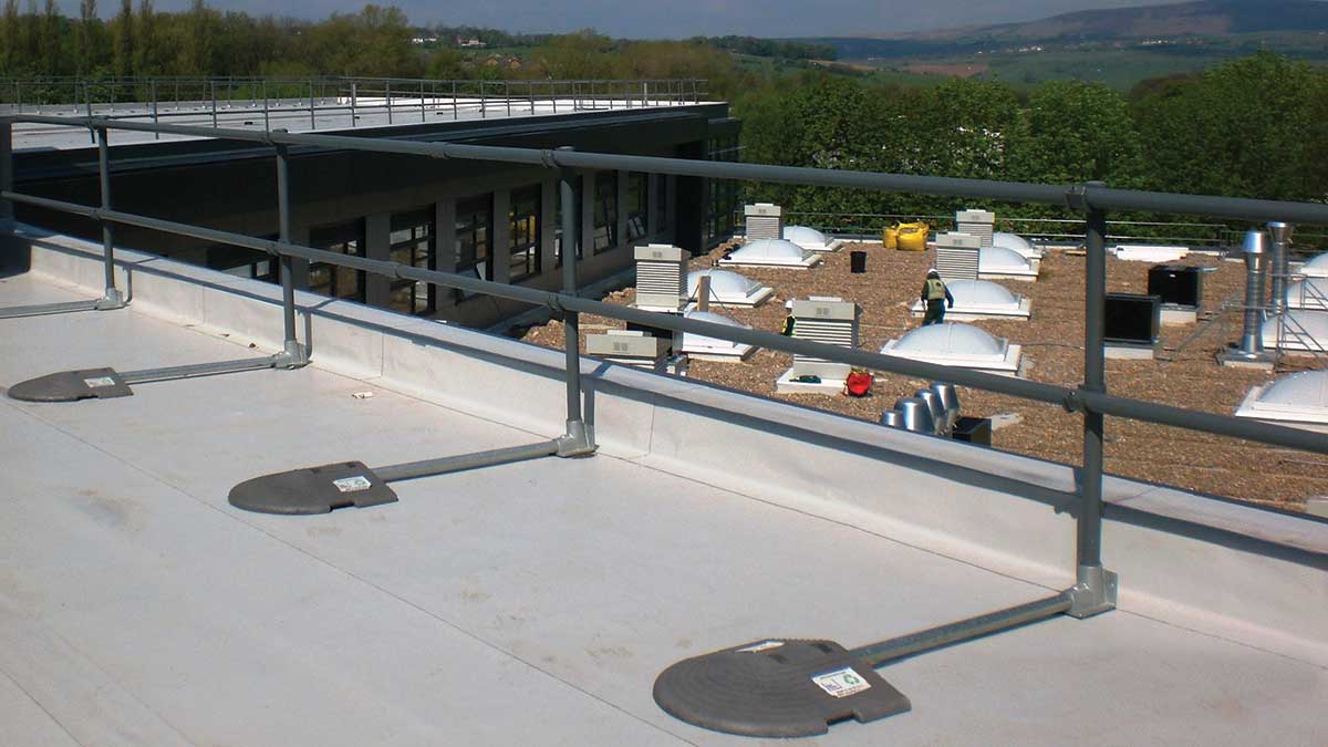 Roof safety railing system Leominster